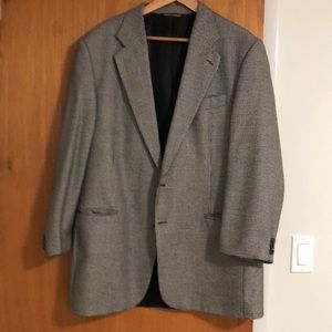 SAKS FIFTH AVENUE 100% cashmere blazer.
